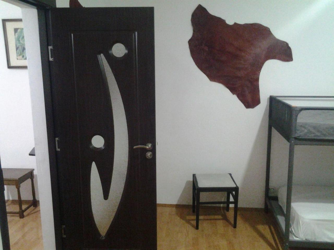 Leyla Hostel Brasov Luaran gambar